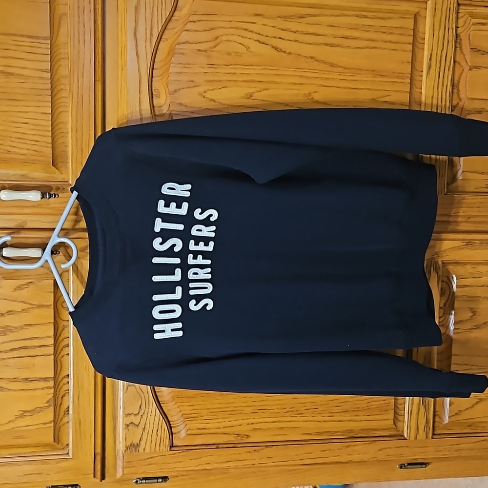 HOLLISTER SWEATSHIRT